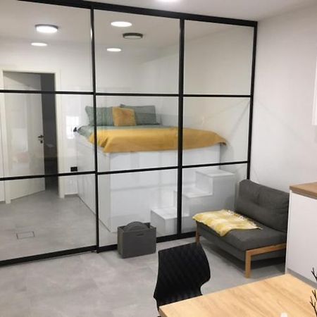 Sunset Apartment โคเปร์ ภายนอก รูปภาพ