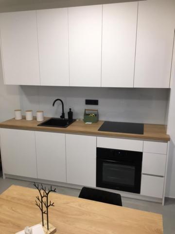 Sunset Apartment โคเปร์ ภายนอก รูปภาพ
